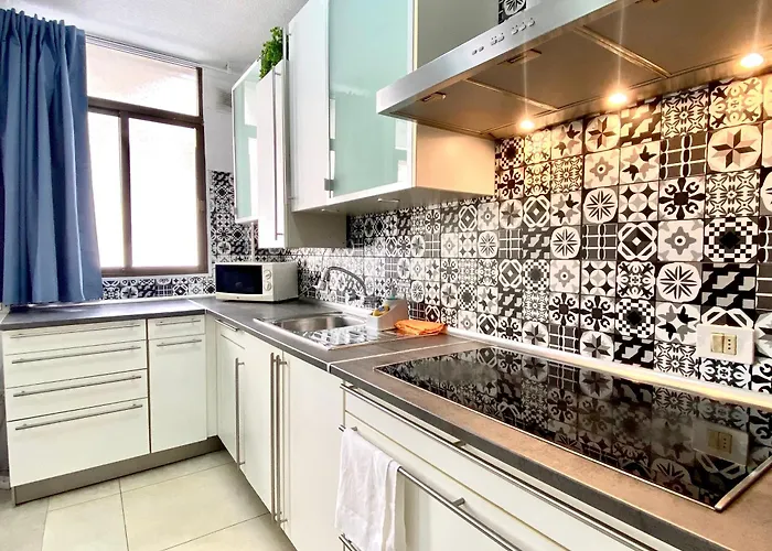 Апартаменты Paradise - *